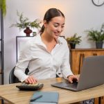 Salarisadministratie uitbesteden voor minder werk en minder fouten